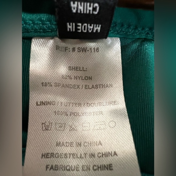 Swim suit - Picture 6 of 8